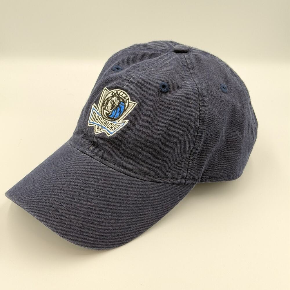 Adidas Dallas Mavericks NBA Navy Embroidered Logo Strapback Hat